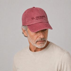 Gorra roja vintage